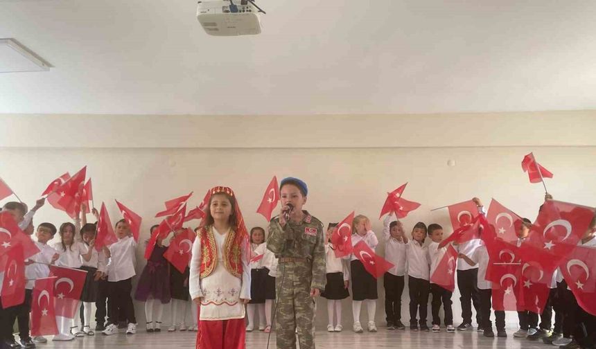 Hisarcık Cumhuriyet İlkokulu’nda okuma bayramı