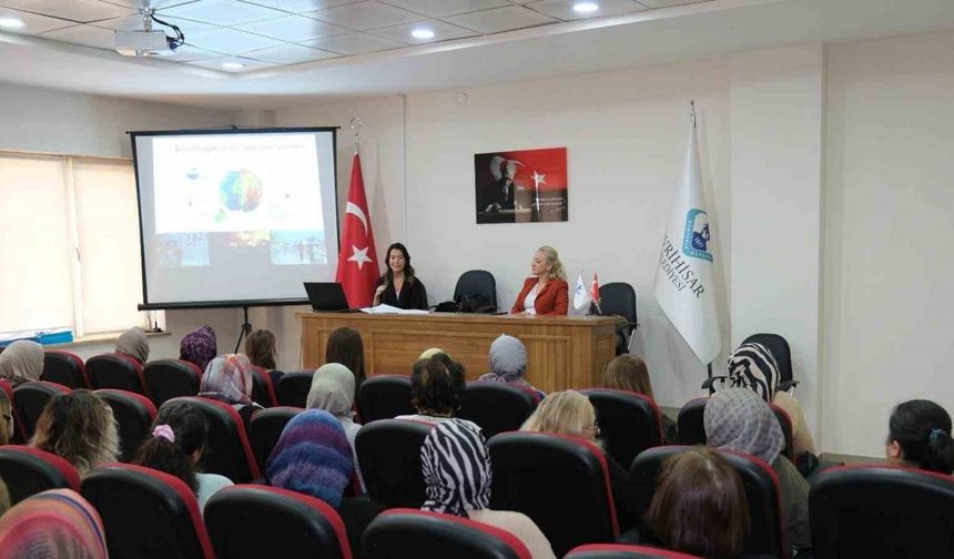 İlçelerdeki kadınlara iklim değişikliği anlatıldı