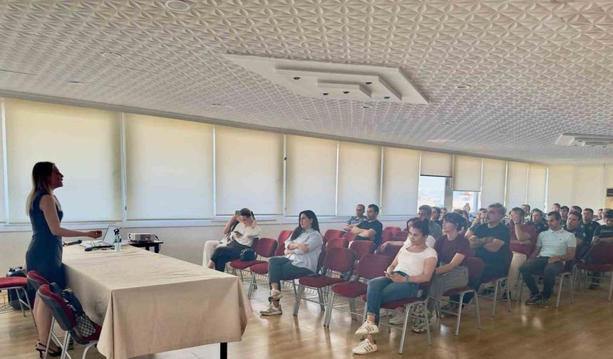 İskenderun’da emniyet personeline özel sınav semineri