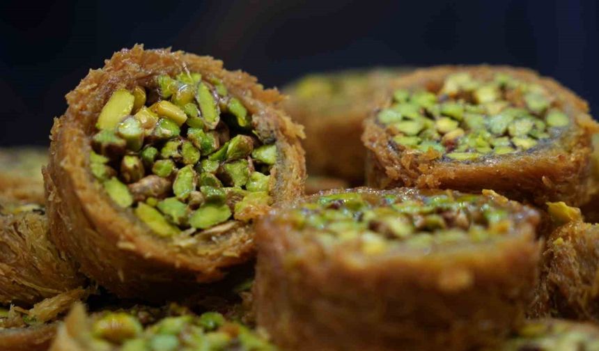 İzmir’de baklava mesaisi