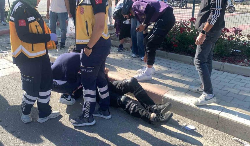 Karaman’da otomobille çarpışan motokurye yaralandı