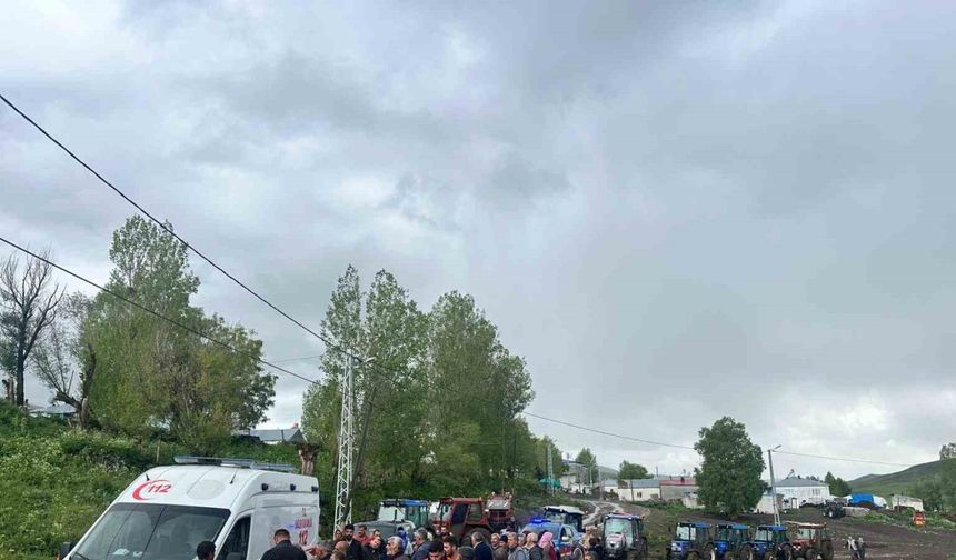 Kars’ta araziye yıldırım düştü, hayvanlarını otlatan bir kişi yaralandı