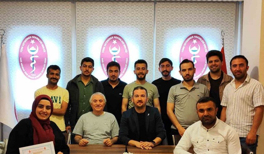 Kars’ta, "İneklerde Rektovaginal Yöntemle Suni Tohumlama" kursu tamamlandı