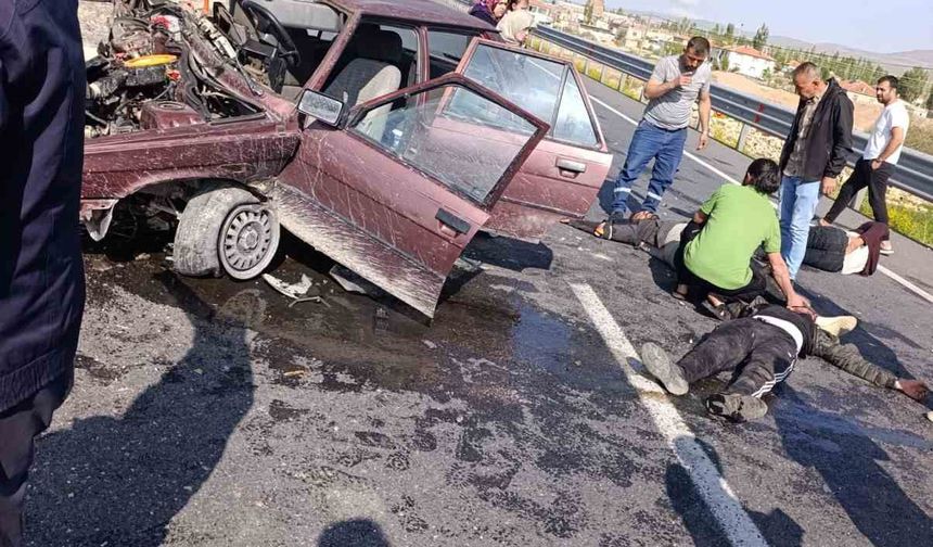Kayseri’de trafik kazası, 3 kişi yaralandı