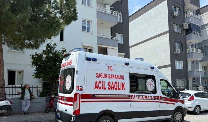 Kuşadası’nda bir kadın apartmanın girişinde ölü olarak bulundu
