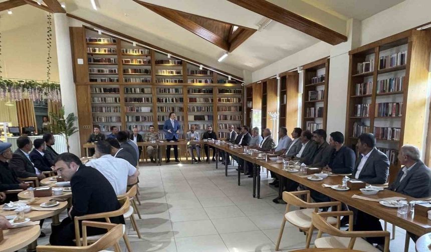 Malazgirt’te bayramlaşma töreni düzenlendi
