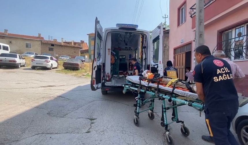 Merdivenden düşen çocuk yaralandı