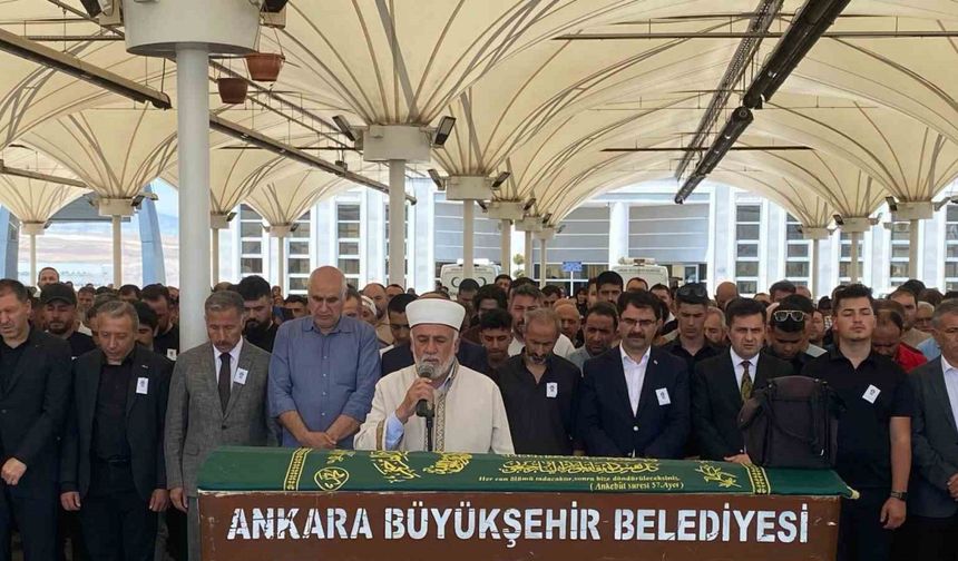 Mersin’de boğulan genç son yolculuğuna uğurlandı