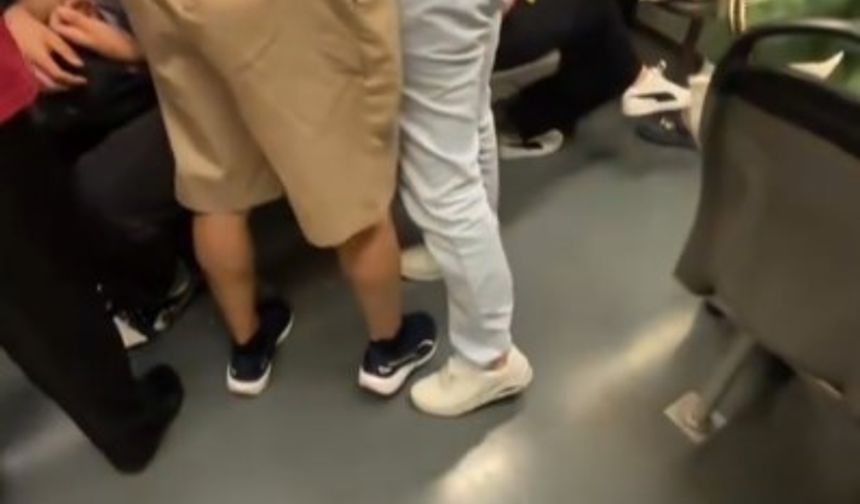 Metroda süs kavgası
