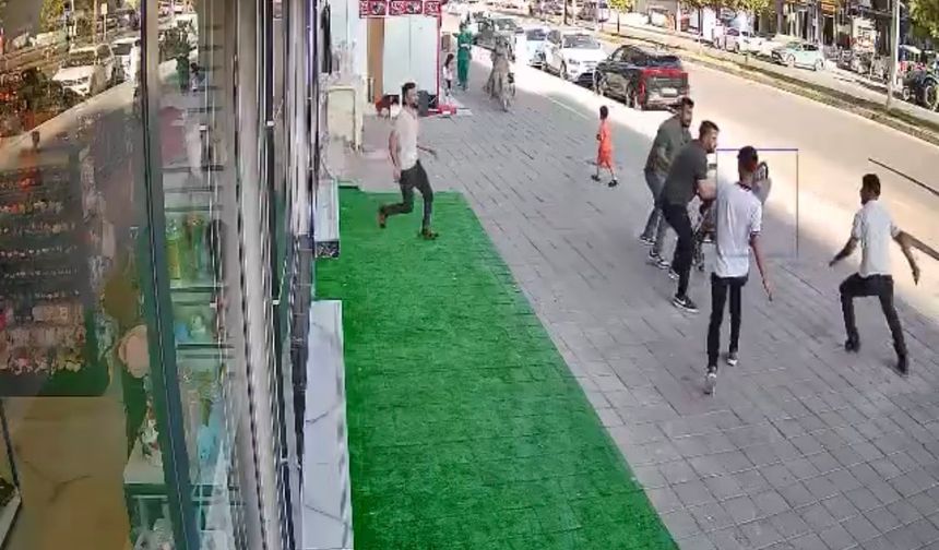Midyat’ta kavgada yere düşen kişiye minibüs çarptı