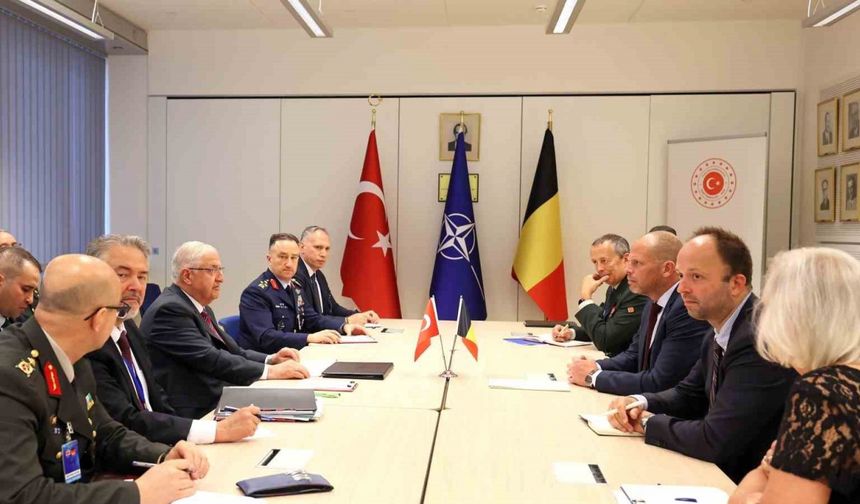 Milli Savunma Bakanı Güler Belçika Savunma Bakanı Francken ile görüştü