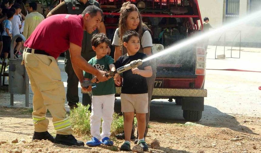 Muğla’da öğrencilere orman yangınları konusunda eş zamanlı farkındalık eğitimi verildi
