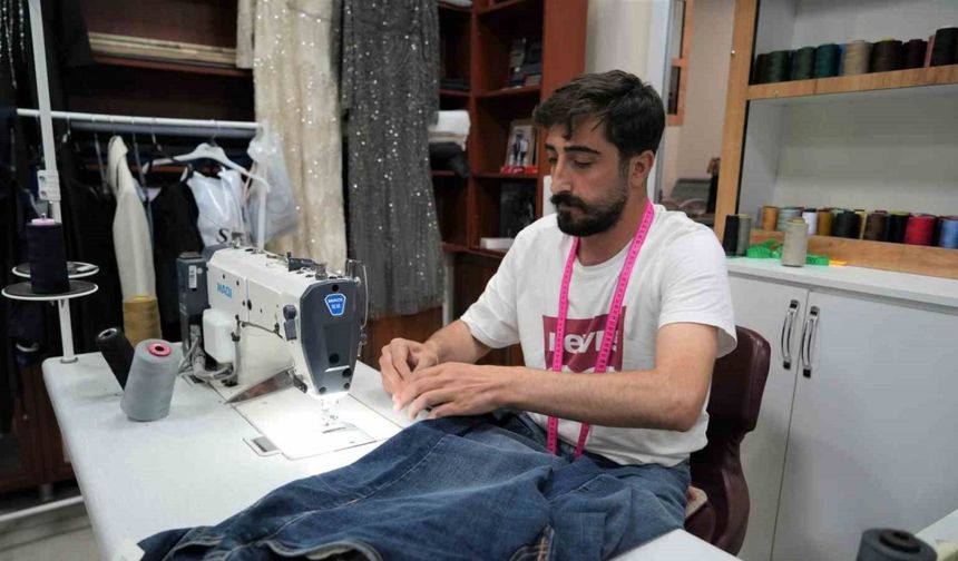 Muş’ta bayram öncesi terzilerde yoğunluk