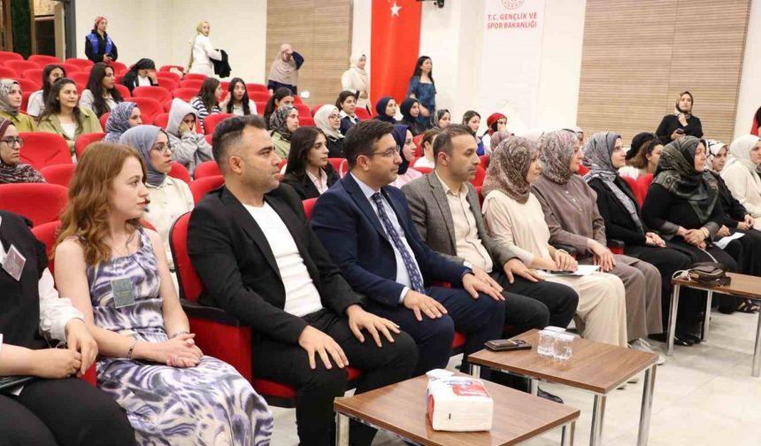 Muş’taki öğrenci yurtlarında mezuniyet coşkusu