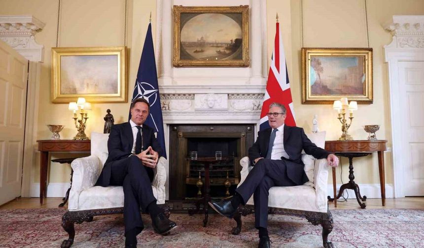 NATO Genel Sekreteri Rutte ile İngiltere Başbakanı Starmer bir araya geldi