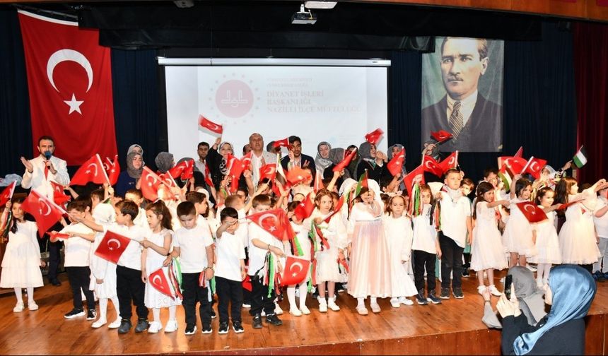 Nazilli’de miniklerden yıl sonu programı