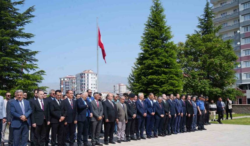 Niğde’de Kurban Arifesinde şehitlik ziyaret edildi