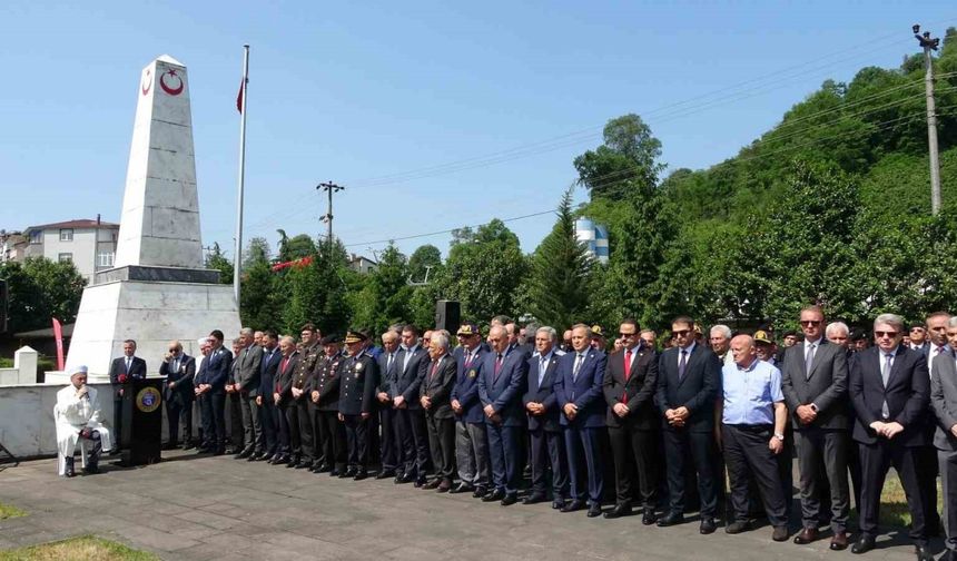 Ordu’da arefe gününde şehitlikler ziyaret edildi