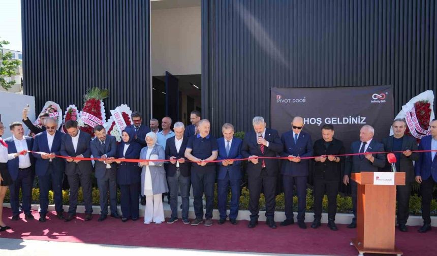 Pivot Door’dan üçlü açılış: Fabrika, Ar-Ge ve mağazanın aynı anda açılışı gerçekleştirildi