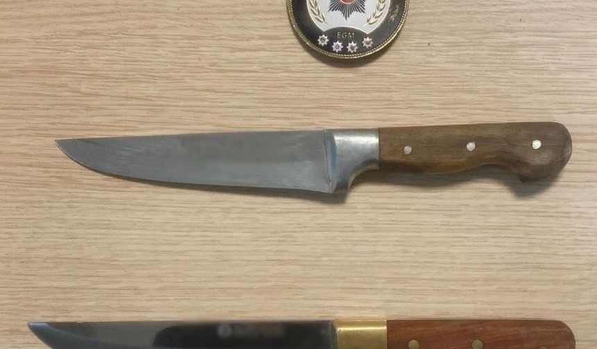 Polis bir hafta boyunca yaptığı denetimlerde uyuşturucu, bıçak ve silah ele geçirdi
