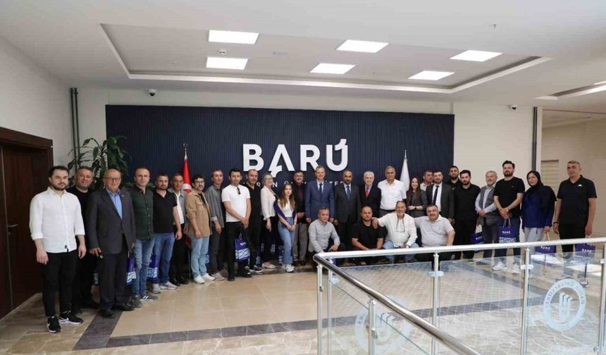 Rektör Akkaya’dan lüks makam aracı iddialarına cevap