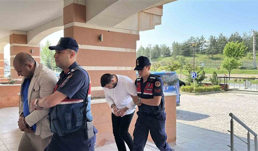 Sahte lastik ilanlarıyla onlarca milyonluk vurgun yapan örgüt çökertildi: 8 gözaltı