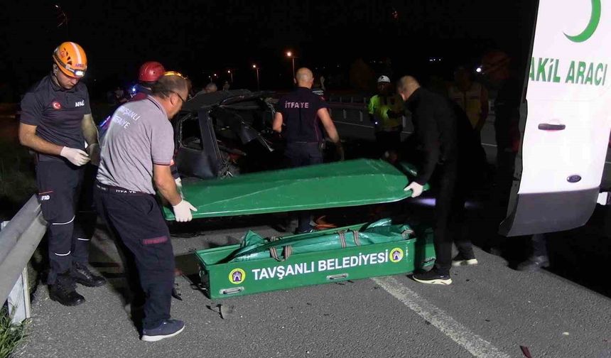 Tavşanlı’da feci kaza... 2 araç çarpıştı: 1 ölü, 3 yaralı