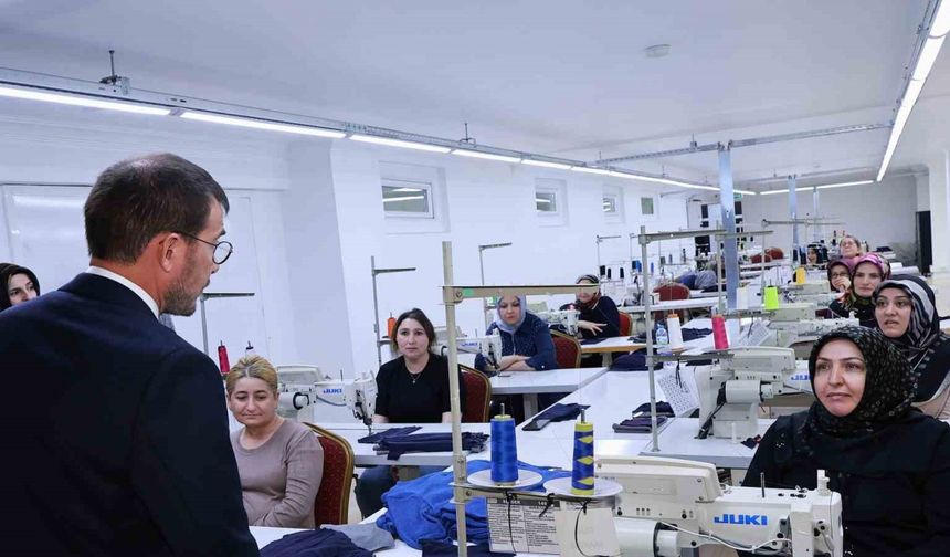 Tokat Belediyesi öncülüğünde sanayiye kadın eli değmeye devam ediyor