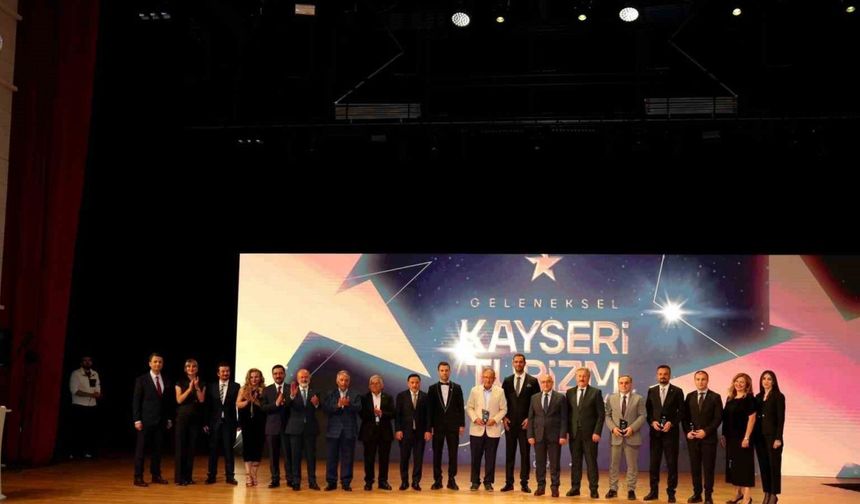 Turizm ödülleri sahiplerini buldu