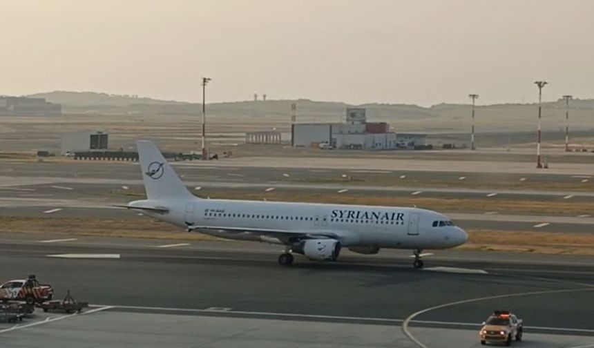 Yaşanan iç savaşın bitmesinin ardından uluslararası uçuşlara açılan Suriye’de, ülkenin bayrak taşıyıcısı Syrian Air (Suriye Hava Yolları) uçağı İstanbul Havalimanı’na geldi.