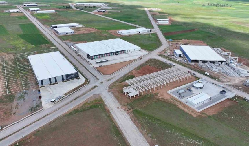 Yatırımın yeni rotasında 12 fabrika üretime geçti, 37 fabrikanın inşaatı sürüyor