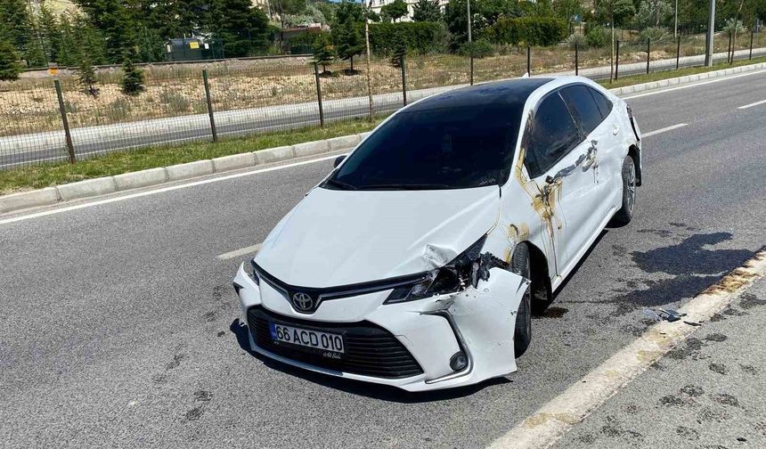 Yozgat’ta 2 araç çarpıştı, 2 kişi yaralandı