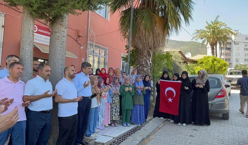 Anamur’da 6 öğrenci hafızlık belgesi almaya hak kazandı