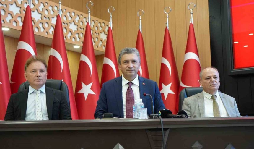Antalya’da 159 milyar TL’lik 518 proje yürütülüyor