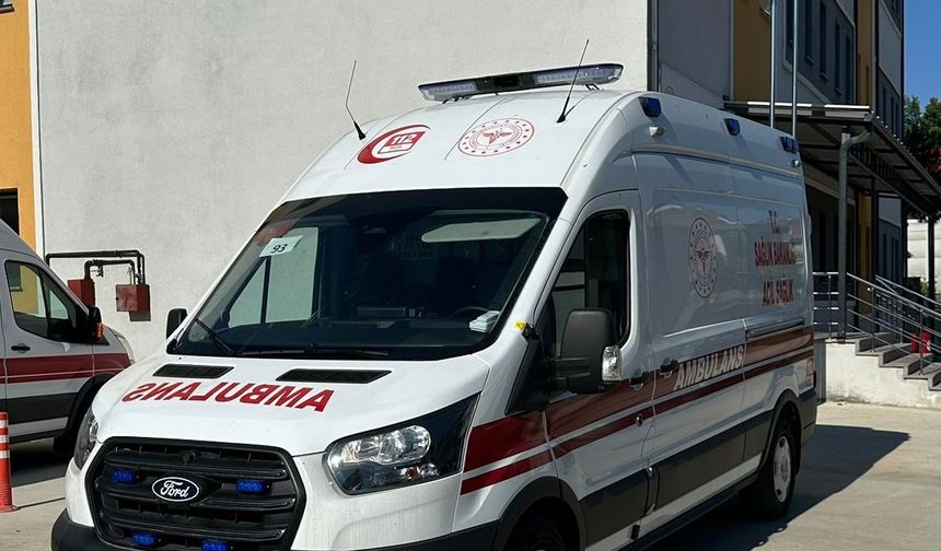 Düzce’ye yeni tam donanımlı ambulans tahsis edildi