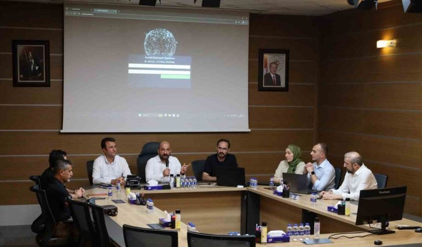 E-Okul uygulaması yaygınlaşıyor
