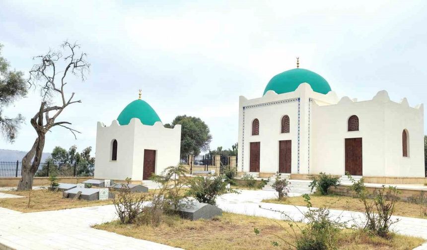 İç savaşta zarar gören Necaşi Türbesi ve Camii yeniden restore edildi