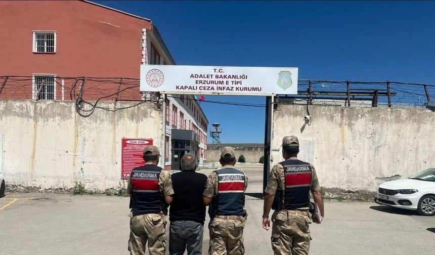Jandarma ekiplerince bir ayda arama kaydı bulunan 100 şahıs yakalandı