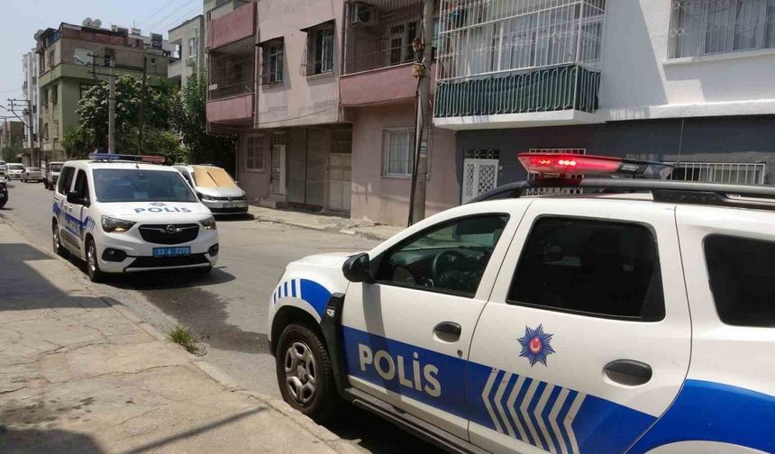 Mersin’de anne-kız tabanca ile vurularak öldürüldü