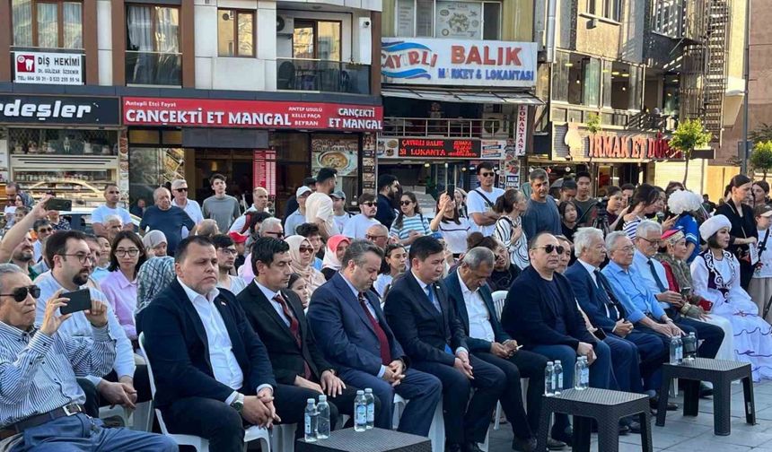 Zeytinburnu’nda "Ulusal Dombra Günü" etkinliği düzenlendi
