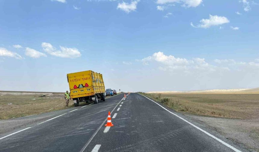 Akyaka’da maddi hasarlı trafik kazası