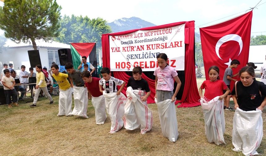 Anamur’da Yaz Kur’an Kursları şenlikle sona erdi