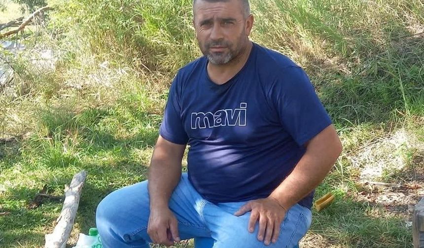 Ecel inşaat işçisini ağaç altında dinlenirken yakaladı