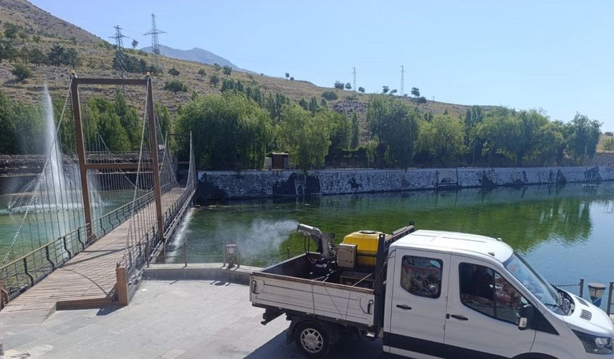 Erzincan’da ilaçlama ekipleri iş başında