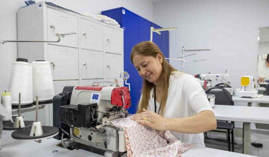 Mersin’de kadınlar MERCEK sayesinde meslek sahibi oluyor