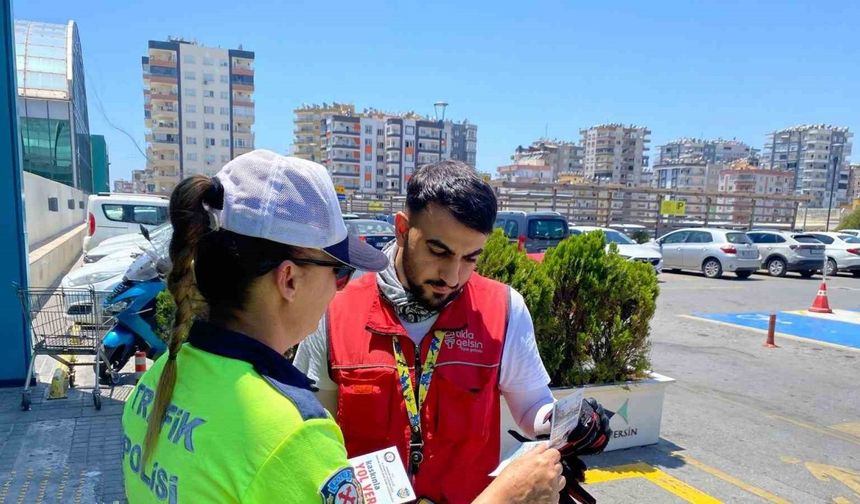 Mersin’de motokuryelere trafik eğitimi