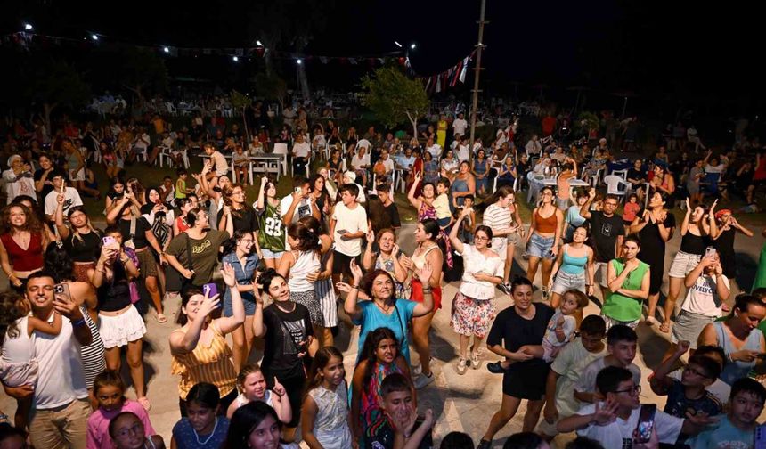 Mersin’de yazın son günleri konserlerle şenlendi