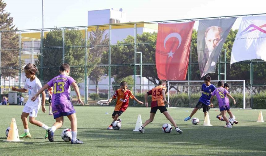 Mersin’de yıl boyu ücretsiz futbol kursu