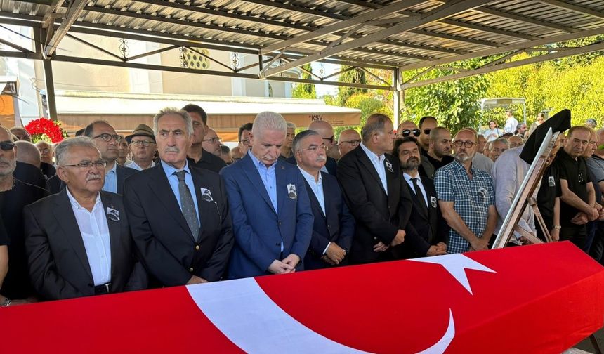 Metin Sözen son yolculuğuna uğurlandı