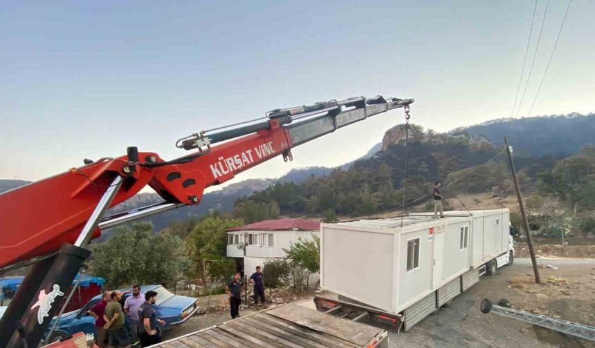 Orman yangınında evleri yananlar için konteynerler yerleştirilmeye başlandı